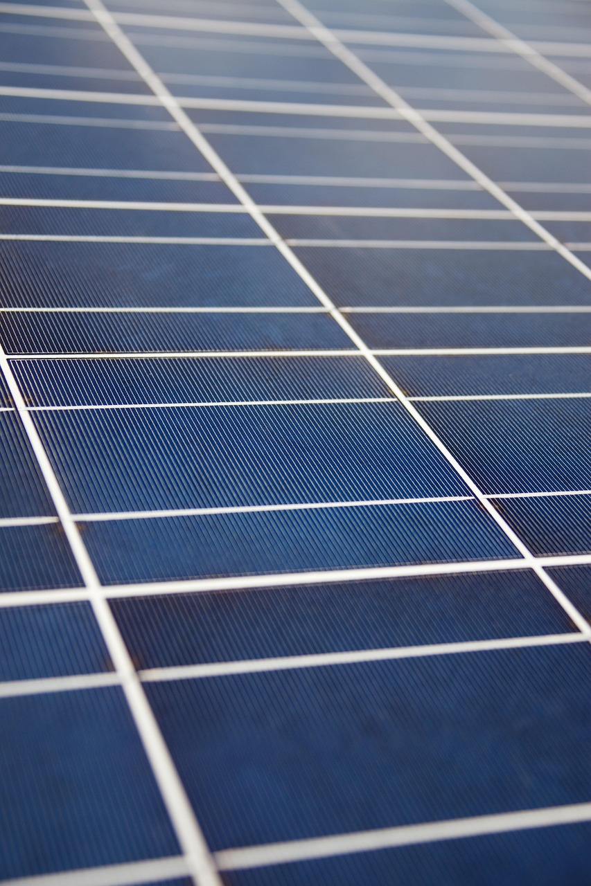 publicdomainpictures alternative 21911 1280 - Photovoltaik- &amp; Energiel&ouml;sungen f&uuml;r Unternehmen